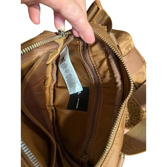 ADIDAS ORIGINALS Ivy Park Sherpa Belt Bag - Picture 8 of 9